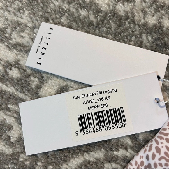 ALLFENIX Clay Cheetah 7/8 Leggings NWT - Picture 4 of 9